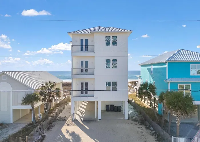 Shipfaced House * Gulf Shores